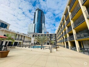 Building Photo - Downtown Orlando 151 E. Washington St. Orl...