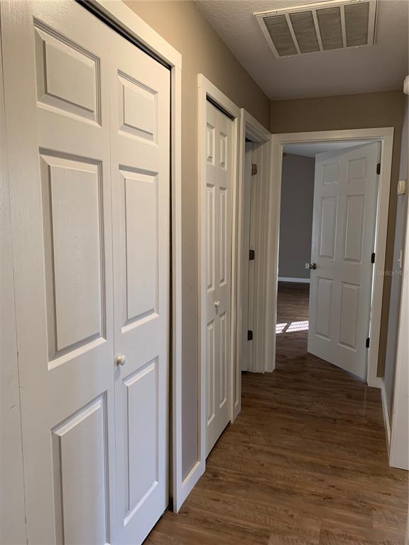 Building Photo - 1529 Spring Ridge Cir