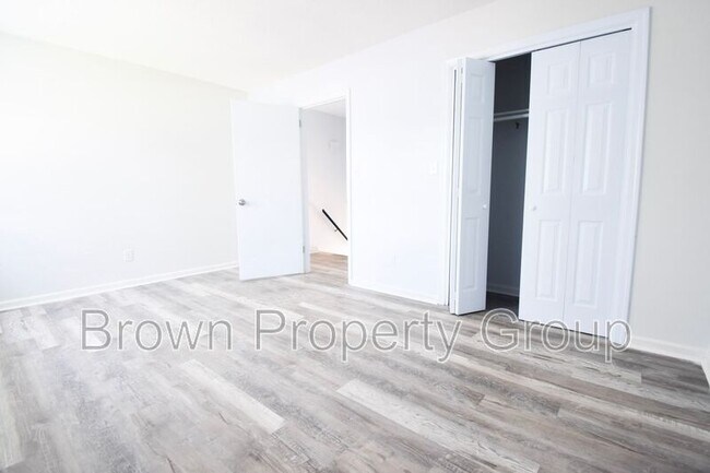 Building Photo - 2113 Grand Prix Dr