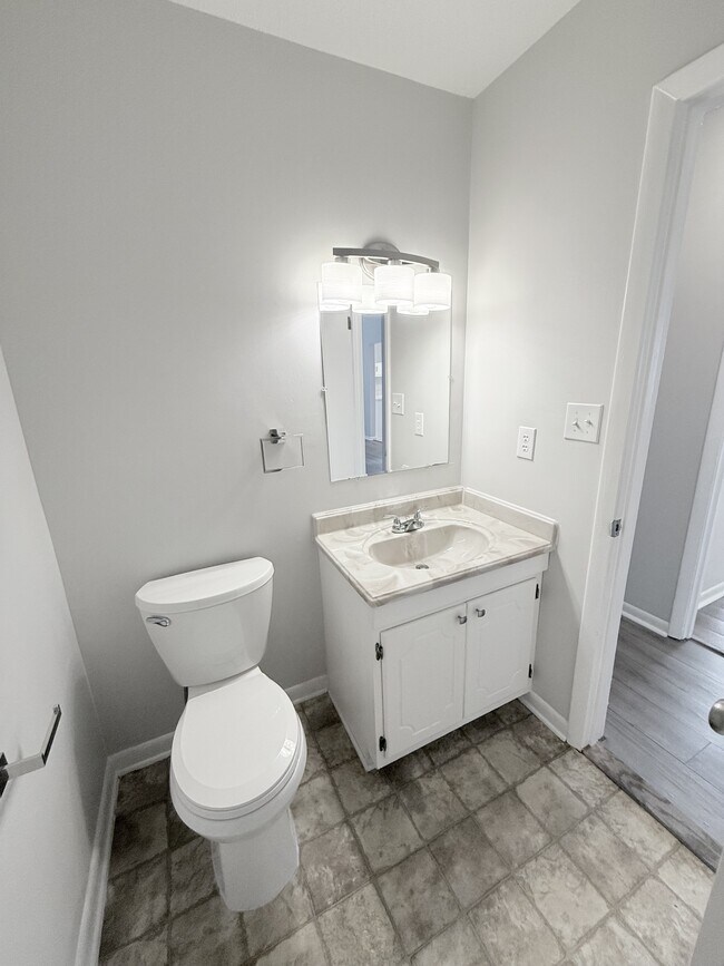 Building Photo - 1301 Turkey Ridge Rd