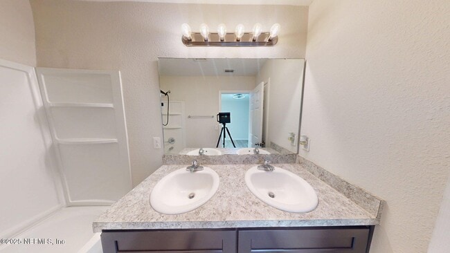 Building Photo - 8077 Nussbaum Dr