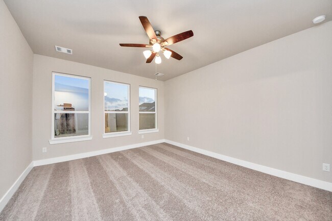 Building Photo - 32307 Fly Fish Wy