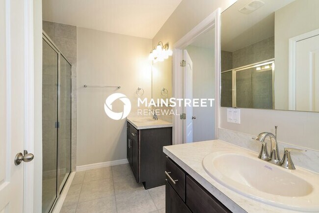 Building Photo - 3 Bedroom Pet-Friendly Home in DAVENPORT, ...