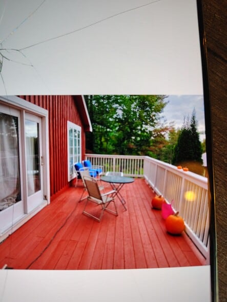 Building Photo - 18 Buckwood Rd