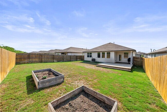Building Photo - 343 Carolina Buckthorn Dr