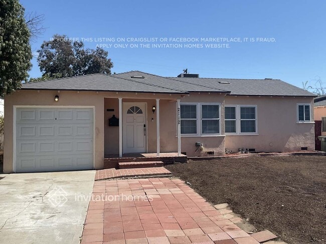 Building Photo - 2112 N Screenland Dr