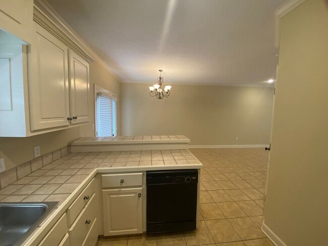 Building Photo - 3BR/2.5BA For Rent