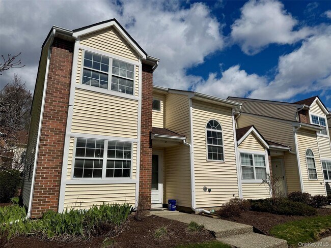 Building Photo - 47 Brick Pond Rd