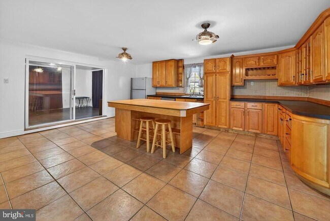 Building Photo - 4517 US-130