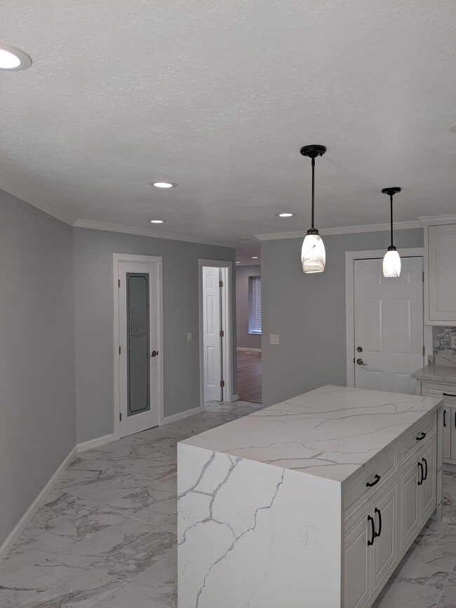 Building Photo - 2638 Fisher Ave