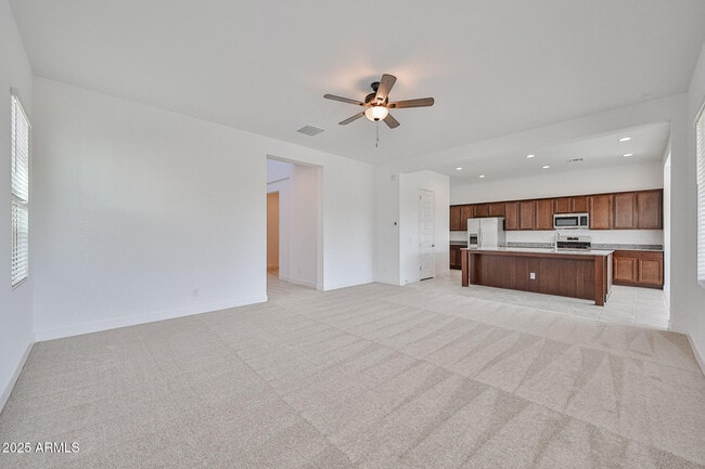 Building Photo - 25092 N 75th Ln