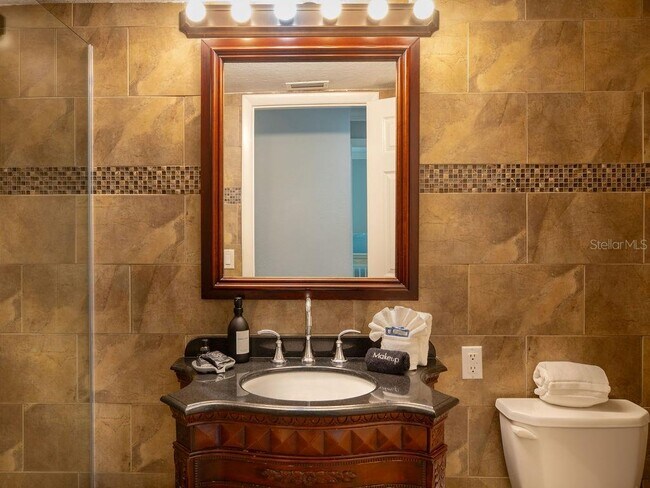 Building Photo - 185 Brightwater Dr