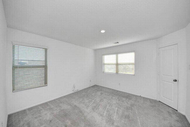 Building Photo - 4307 Palmetto Grv Ln