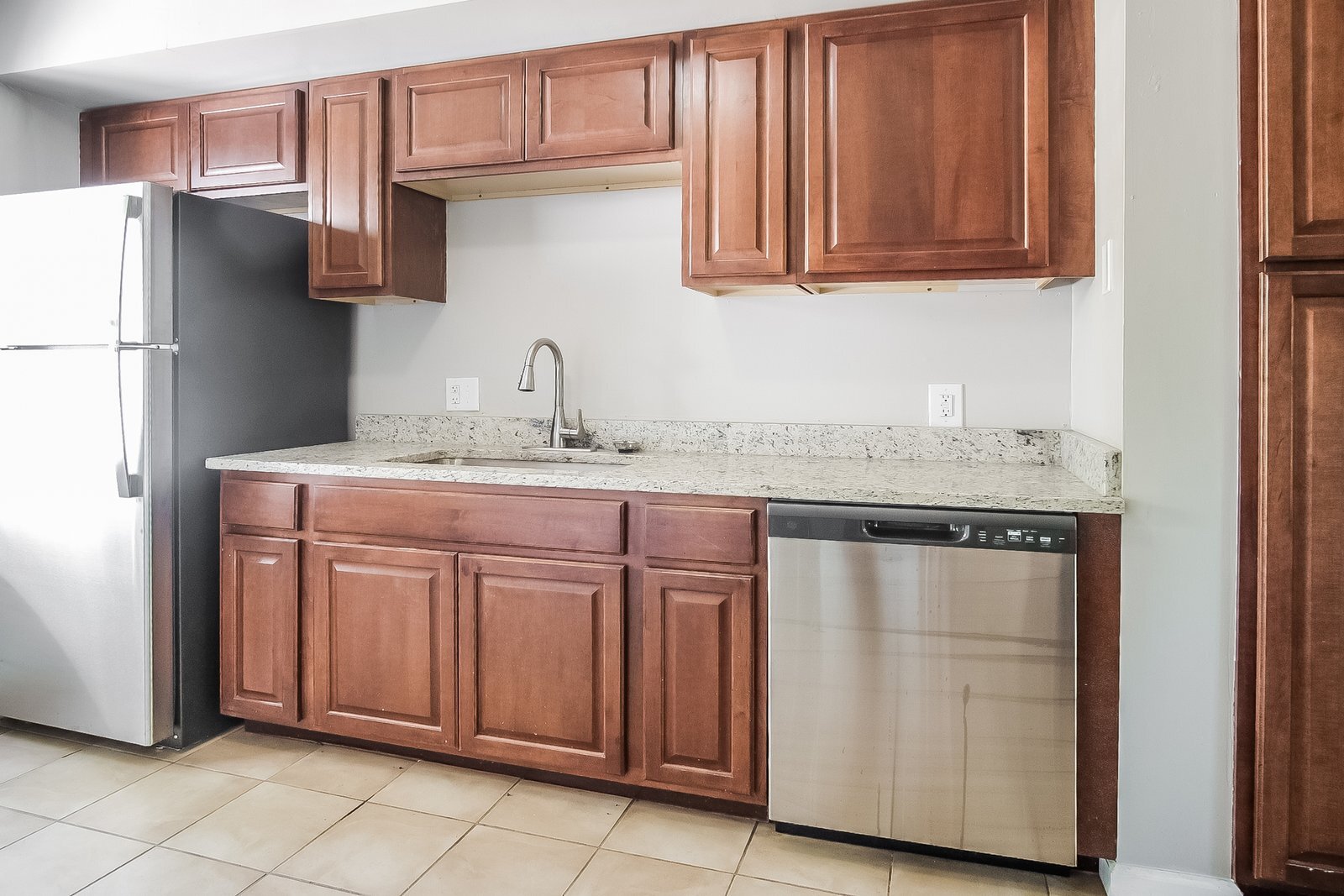 Building Photo - 6521 E 5th Pl