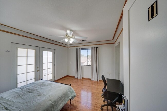 Primary Photo - 5124 W Harmont Dr