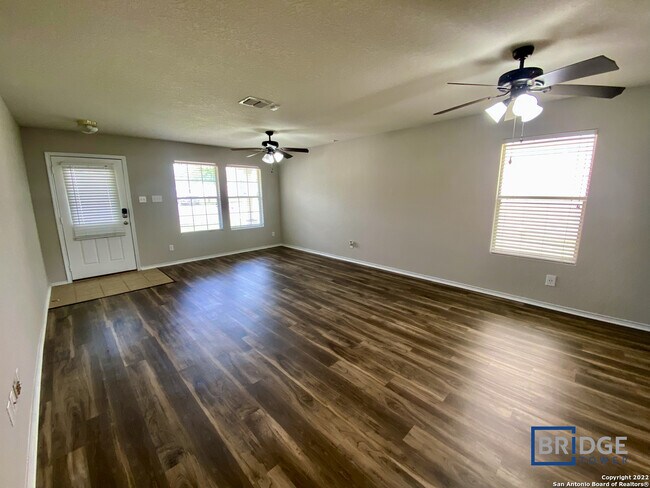 Building Photo - 9218 Hanover Cove