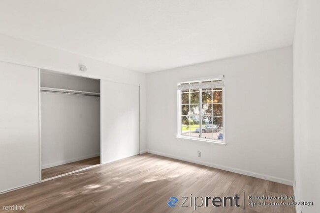 Building Photo - 2 br, 2 bath Condo - 1037 Alta Mira Drive,...