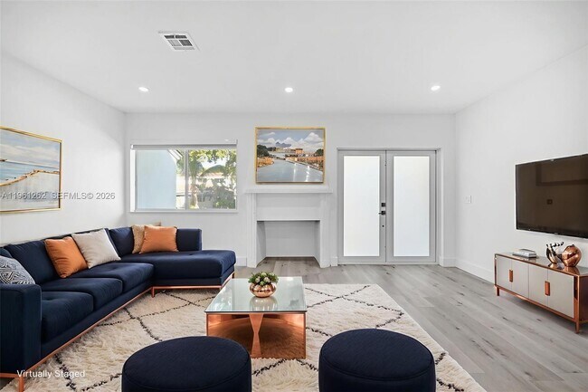 Building Photo - 876 NE 81st St