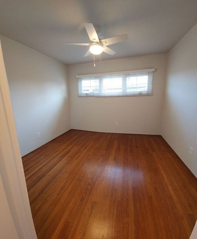 Building Photo - Charming 1 Bedroom in Kensington