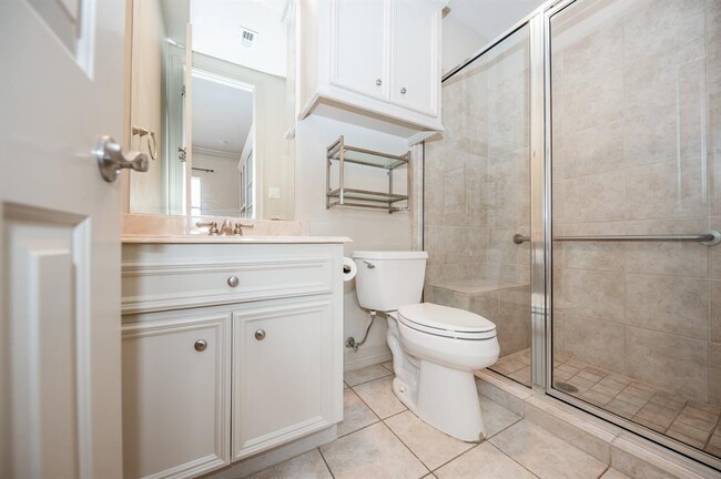 Building Photo - 3515 Durness Way