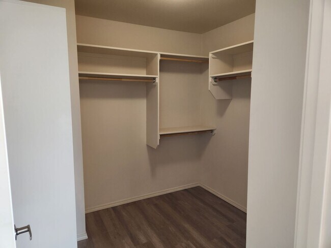 Building Photo - 1224 Tierra Verde Loop