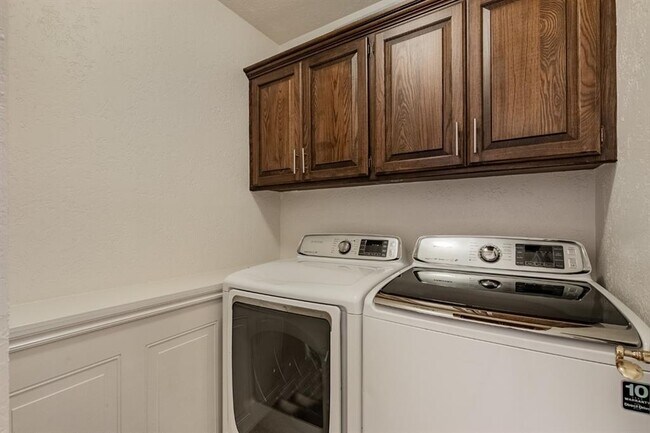 Building Photo - 3111 NW 63rd St