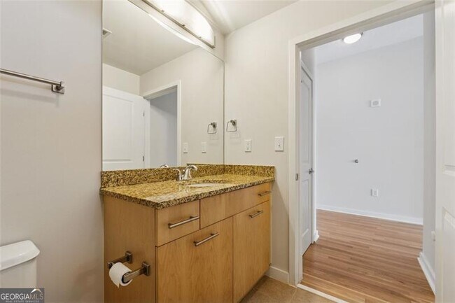 Building Photo - 3324 Peachtree Rd