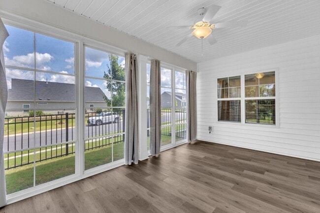 Building Photo - Four Bedroom + Loft Dream Home in Youngsville