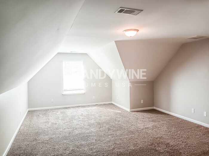 Building Photo - 2260 Webbing Dr