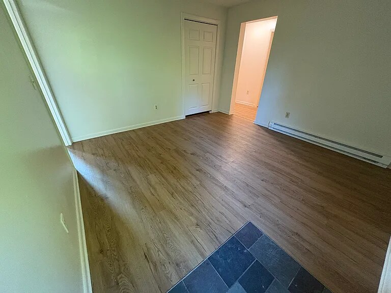 Building Photo - 6 Graves St