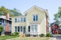 Building Photo - Twin Oaks