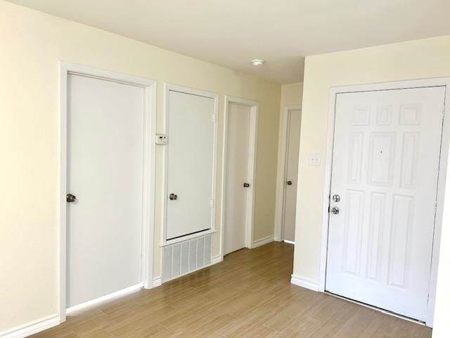 Building Photo - 100 Hillside Rd