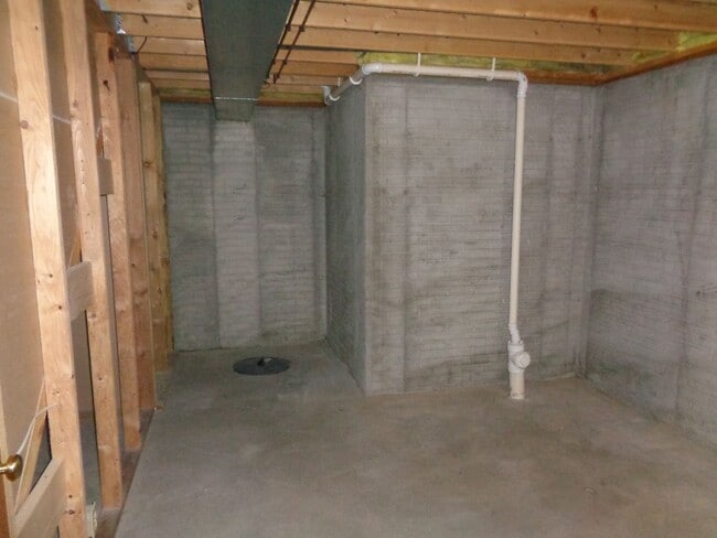 Building Photo - 5516 Ezekiel Pl