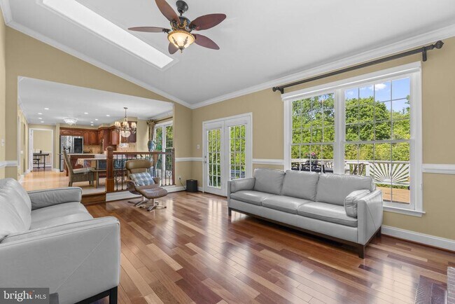 Building Photo - 10211 Brightstone Pl