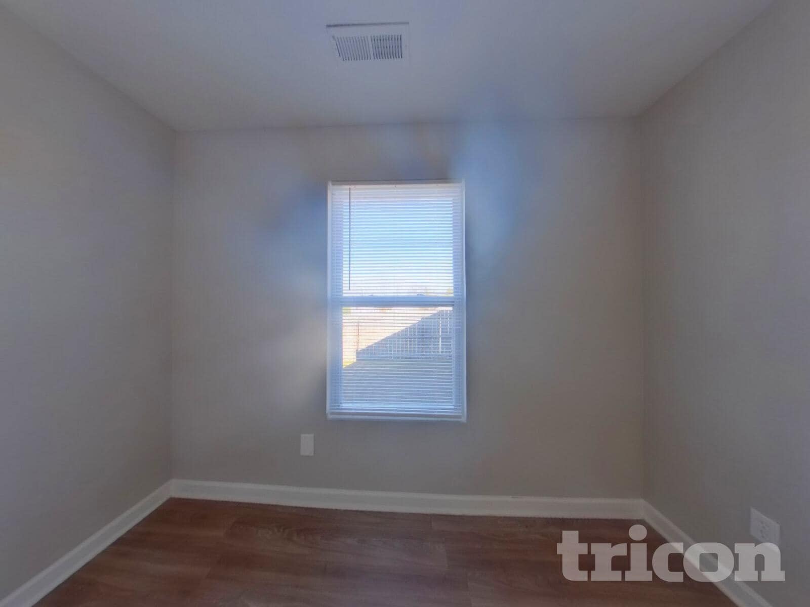 Building Photo - 809 Littleton Dr