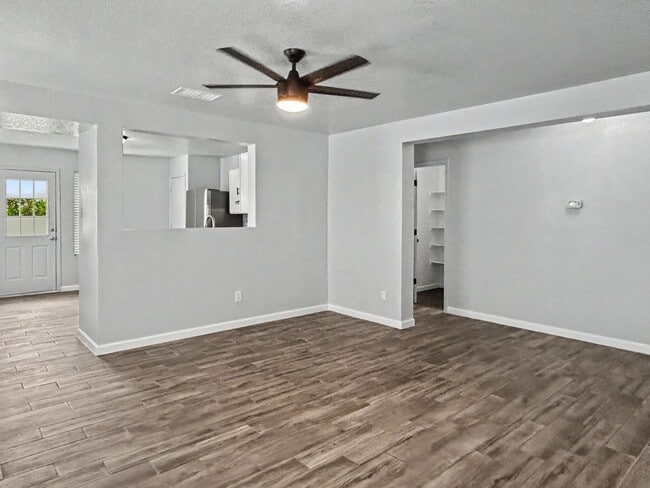 Building Photo - Remodeled Far West-Side Home with Spacious Backyard