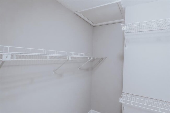 Building Photo - 1256 Minhinette Dr