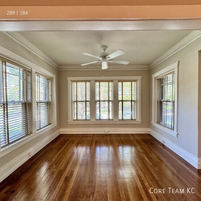 Building Photo - 3818 Walnut St