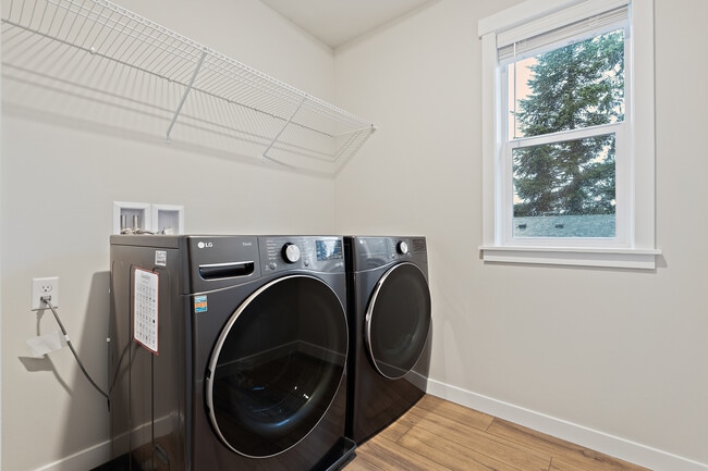 Building Photo - 11225 SE 245th Pl