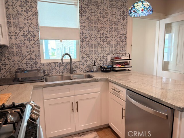 Building Photo - 123 28th St