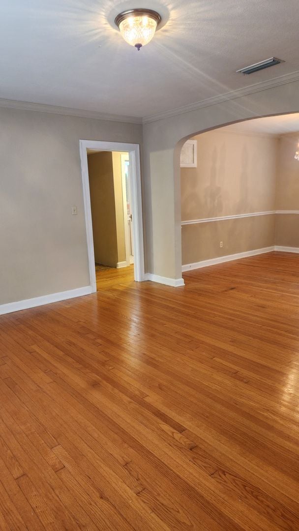 Building Photo - RIV31024