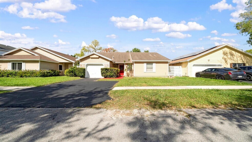 Building Photo - 14780 SW 139th Ct