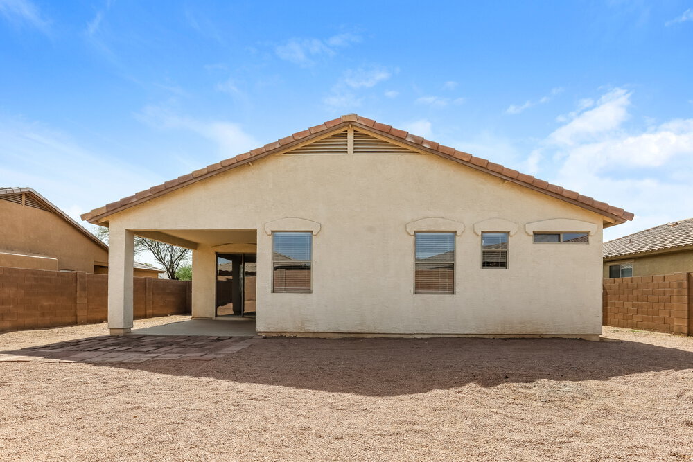 Building Photo - 7805 S 68th Dr