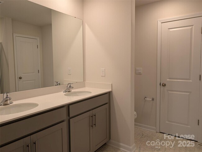 Building Photo - 9043 Lowfalls Ln