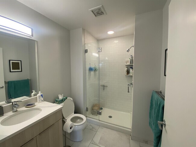 Building Photo - 9 Soden St