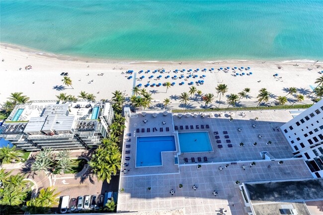 Building Photo - 2201 S Ocean Dr