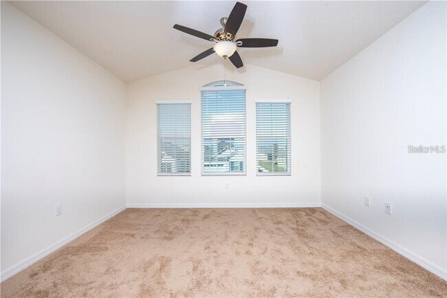 Building Photo - 2400 Avian Loop