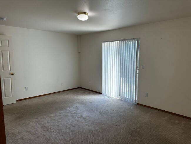 Building Photo - 3bd/2ba Covington House