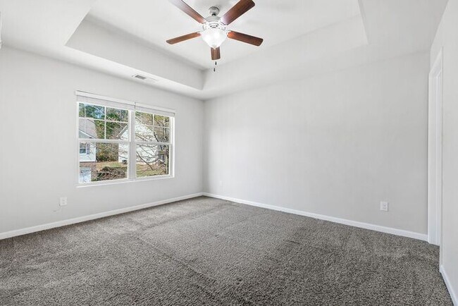 Building Photo - 3316 Pennington Dr