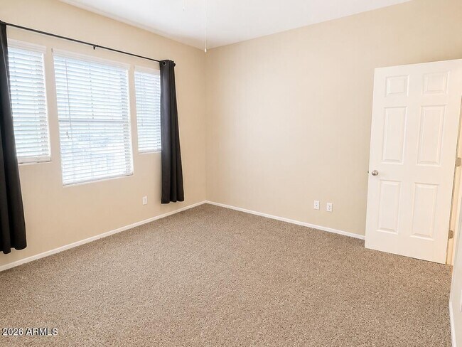 Building Photo - 17636 W Maui Ln